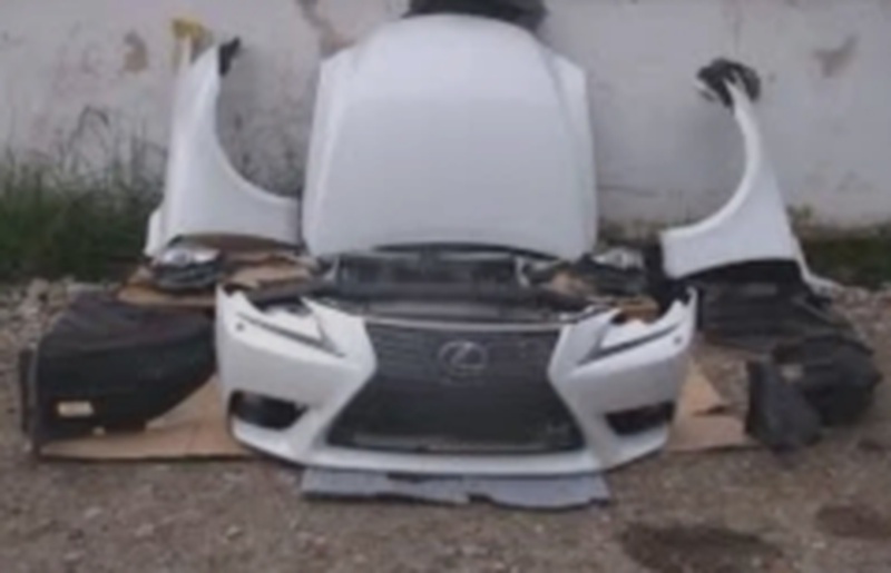 Передний капот на Lexus is250 2014 то2020 алюминиевый